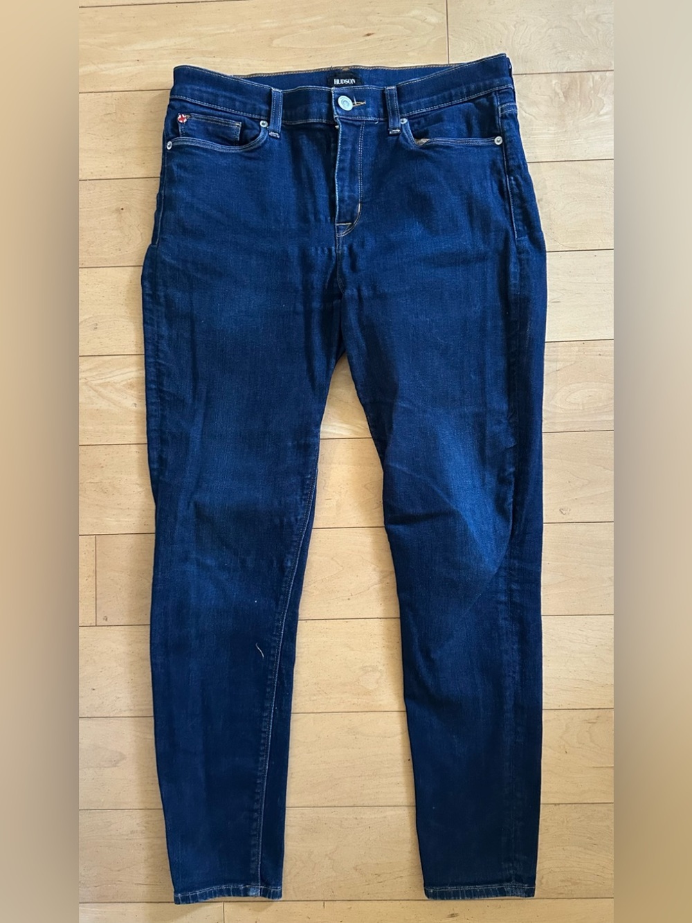 NWOT Hudson Women's Jeans Slim Dark Indigo Denim. Size 31